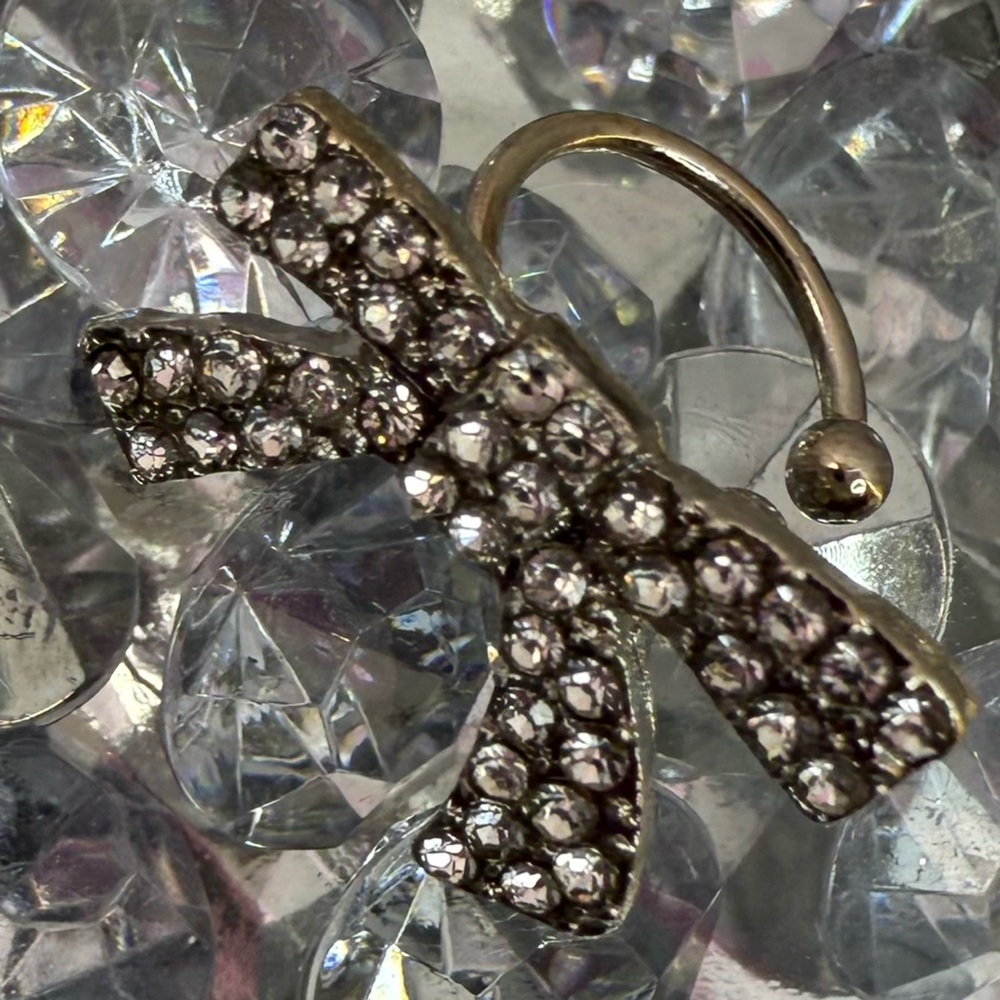 Earring cuff ribbon 🎀 bow rhinestone Crystal Ear Cuff - Silver Tone